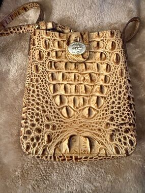 NWOT beautiful Brahmin 🩷